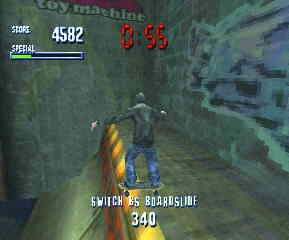 TONY HAWK'S PRO SKATER/2001年11月25日発売/1,575円(税込) TONY HAWK'S PRO SKATER/2001年11月25日発売/1,575円(税込)